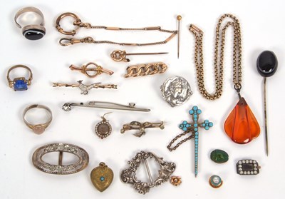 Lot 195 - A mixed lot of jewellery: to include two god...