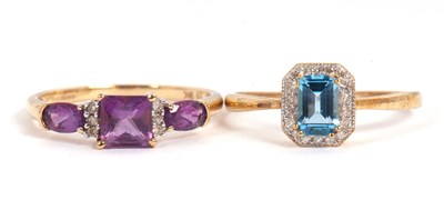 Lot 53 - Two 9ct gemset rings: to include a 9ct topaz...