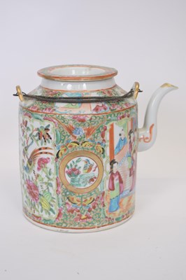 Lot 8 - Late 19th century Cantonese porcelain kettle,...