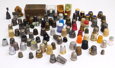 Lot 135 - A quantity of assorted thimbles, to include...