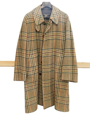 Lot 160 - A gentleman's Burberry's for Harrods Shetland...