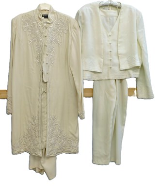 Lot 48 - A quantity of ladies wear, to include a cream...