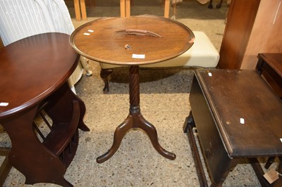 Lot 404 - SMALL MAHOGANY WINE TABLE (A/F)