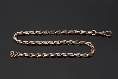 Lot 333 - 9ct gold oval link chain, 38cm long, 18gms