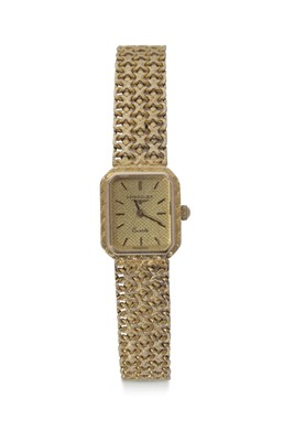 Lot 364 - Ladies last quarter of 20th century hallmarked...