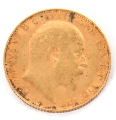 Lot 213 - A 1910 gold sovereign, 8.0g