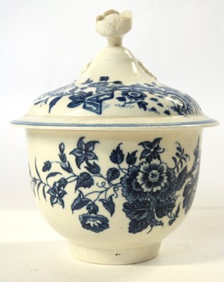 Lot 352 - An 18th Century Worcester porcelain sucrier...