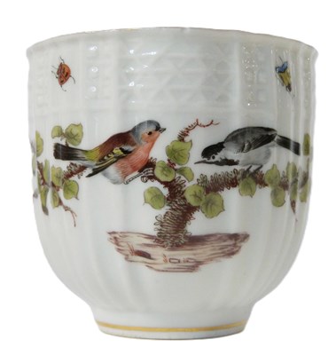Lot 364 - A 19th Century Meissen cup finely painted with...