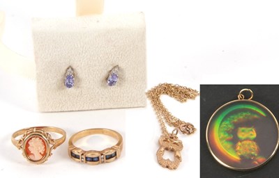 Lot 227 - A mixed lot of jewellery: to include a 9ct...