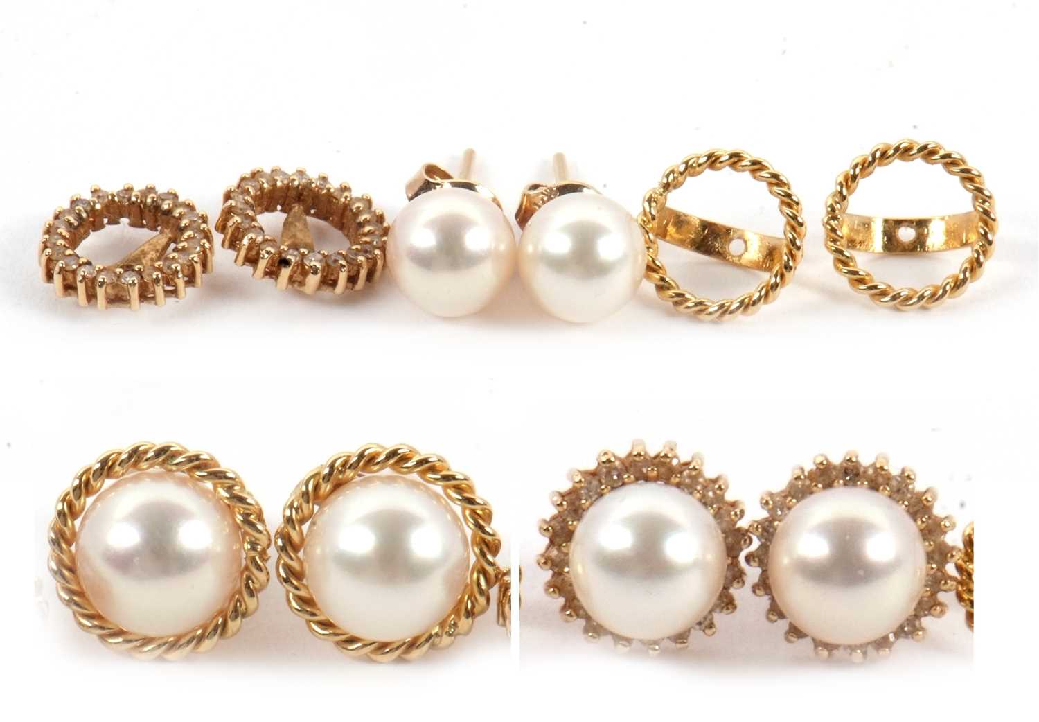Lot 101 - A pair of adaptable cultured pearl earrings,...