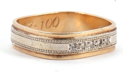Lot 135 - A 9ct diamond ring, the yellow and white gold...