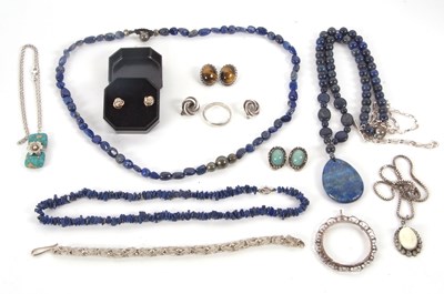 Lot 248 - A mixed lot of jewellery: to include lapis...