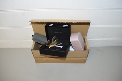 Lot 131 - BOX VARIOUS WRIST WATCHES TO INCLUDE ACCURIST,...