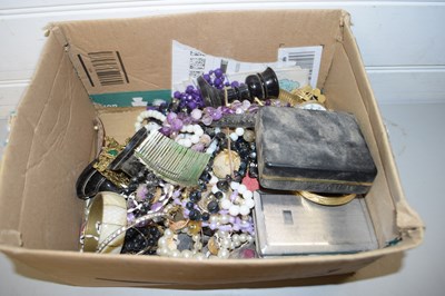 Lot 135 - LARGE BOX COSTUME JEWELLERY