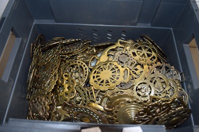Lot 164 - BOX OF HORSE BRASSES