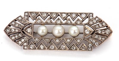 Lot 80 - An Art Deco diamond brooch, set to centre with...