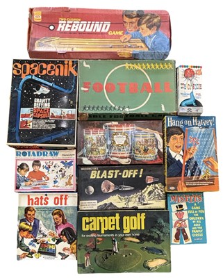 Lot 306 - A large collection of vintage board games, to...