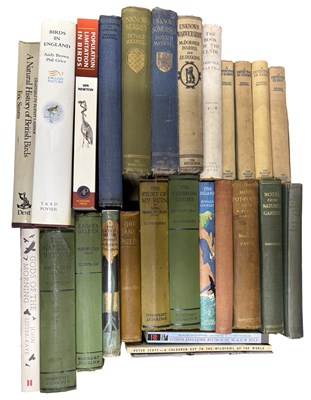 Lot 915 - ONE BOX: Various natural history titles.