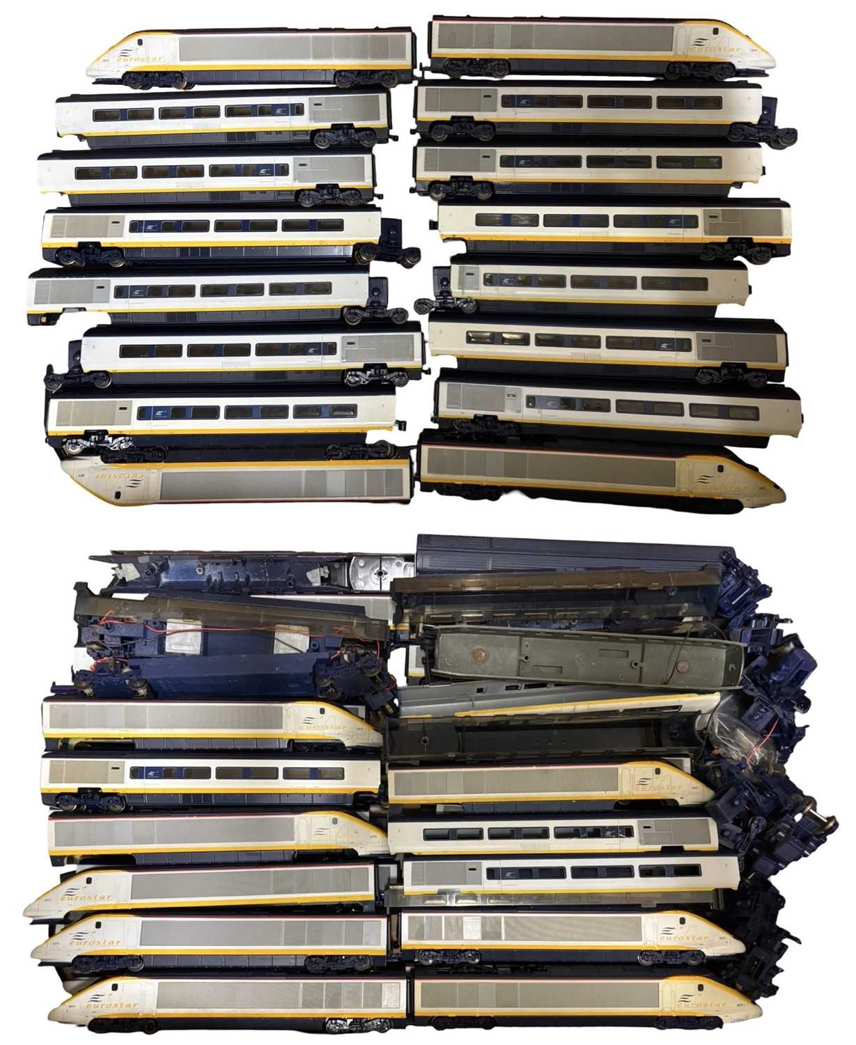 Lot 81 - A collection of various 00 gauge Eurostar...