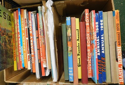 Lot 539 - Box: Children's annuals