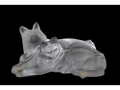 Lot 4 - Lalique model of two cats, Happy and Heggie,...