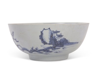Lot 201 - A Chinese porcelain bowl with blue and white...