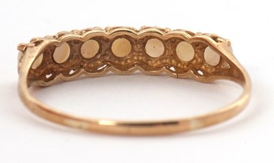 Lot 48 - A 9ct cultured pearl ring, the seven split...