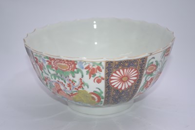 Lot 298 - An 18th Century Worcester porcelain Queens...