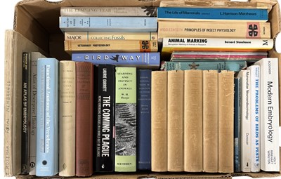 Lot 780 - ONE BOXES: Various Natural History interest...