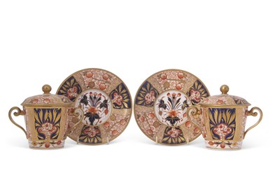 Lot 62 - A pair of early 19th Century English porcelain...