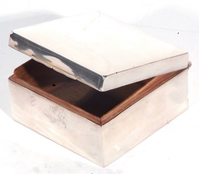 Lot 99 - Silver table cigarette box of plain polished...
