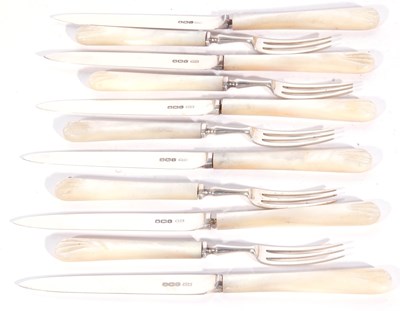 Lot 174 - Six silver bladed and mother of pearl knives...
