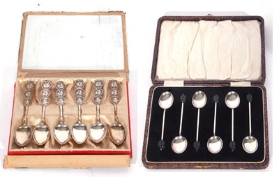 Lot 204 - Mixed Lot: cased set of six silver tea spoons,...