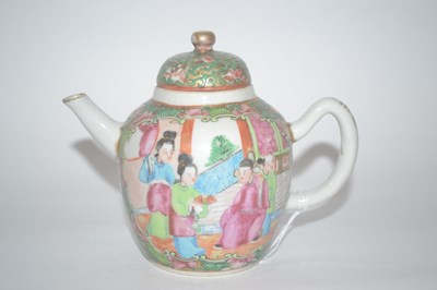 Lot 206 - A late 19th Century Cantonese porcelain...