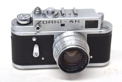 Lot 229 - A ZORKI 4K RANGEFINDER CAMERA WITH JUPITER 8 LENS
