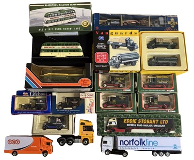 Lot 137 - A mixed lot of various die-cast vehicles,...
