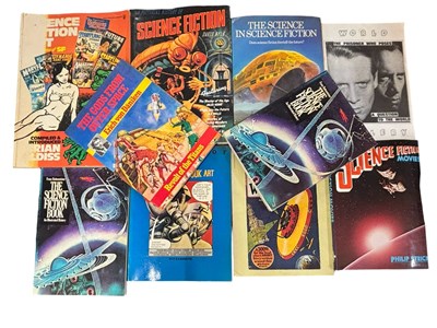 Lot 13 - SCIENCE FICTION AND COMIC BOOKS - Various titles