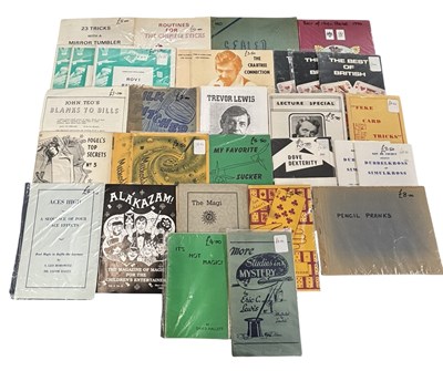 Lot 1129 - ONE PACKET: Magic, magic tricks, illusions,...