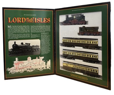 Lot 17 - A boxed 00 gauge Lord of the Isles set by Hornby