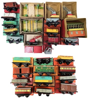 Lot 6 - A group of various boxed Hornby 0 gauge...