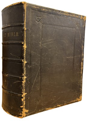Lot 781 - CASSELL'S ILLUSTRATED FAMILY BIBLE, London,...