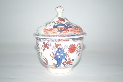 Lot 288 - Lowestoft Porcelain Redgrave Two Bird Pattern Sucrier and Cover c.1780