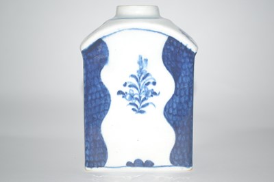 Lot 287 - Lowestoft Porcelain Tea Caddy Robert Browne Pattern c.1775