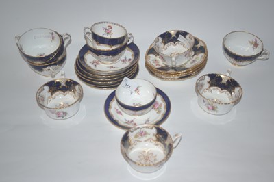 Lot 313 - Group of English porcelain wares, early 20th...