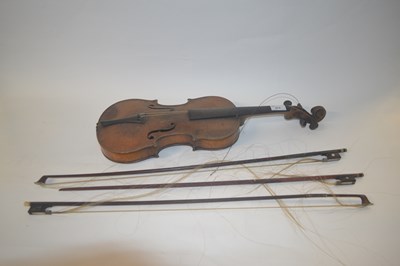 Lot 573 - An antique violin of typical form, no makers...