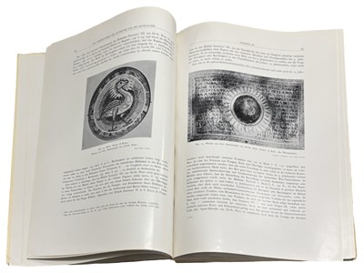 Lot 1025 - GERHART B LADNER: DIE PAPSBILDNISSE DES...