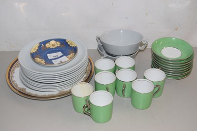 Lot 8 - A quantity of Fortnum & Mason lustre finish...