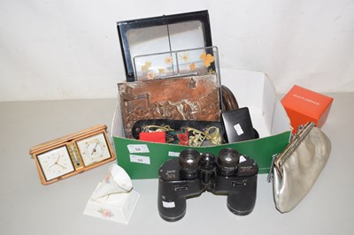 Lot 55 - Box of various mixed items to include...