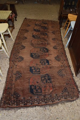 Lot 266 - Geometric pattern rug approx 3.5 x 8.5 ft