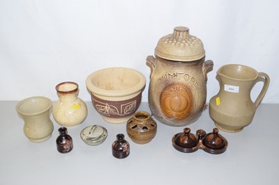 Lot 524 - Mixed lot of various pottery